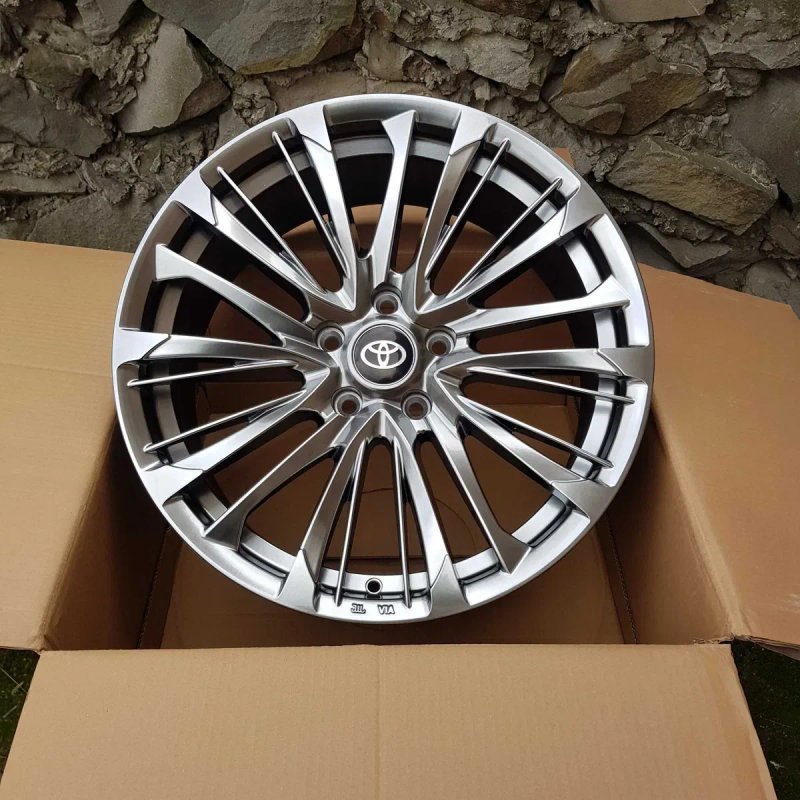 Диски НОВІ R18 5x114,3 Toyota Camry RAV4 Lexus Tesla Model 3 Honda KIA — фото 3