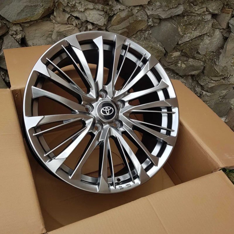 Диски НОВІ R18 5x114,3 Toyota Camry RAV4 Lexus Tesla Model 3 Honda KIA — фото 4