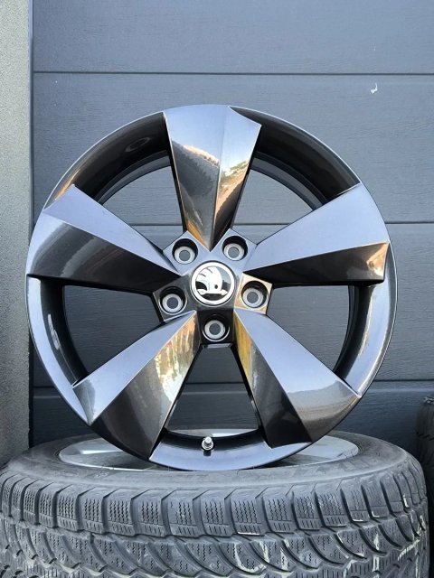 Диски оригінал Skoda r17 5x112