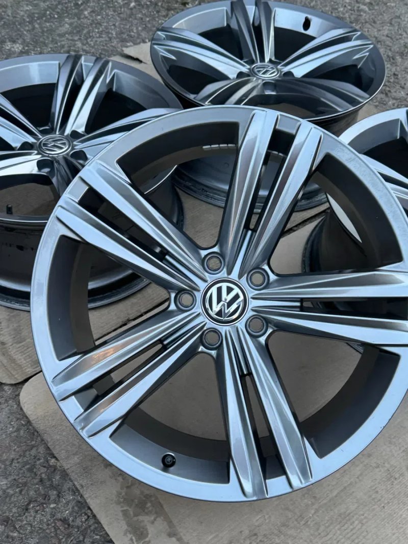 Диски R 19 Tiguan R line — фото 2