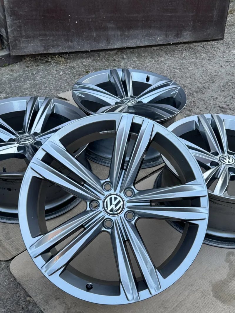 Диски R 19 Tiguan R line — фото 3