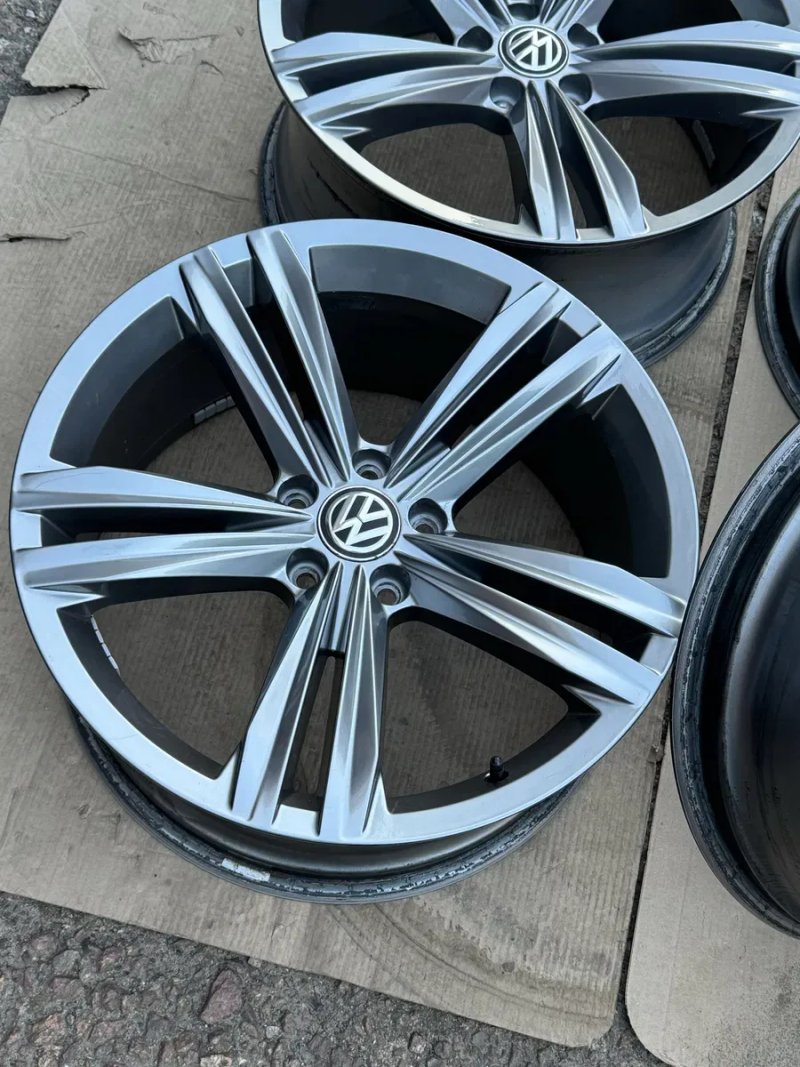 Диски R 19 Tiguan R line — фото 4