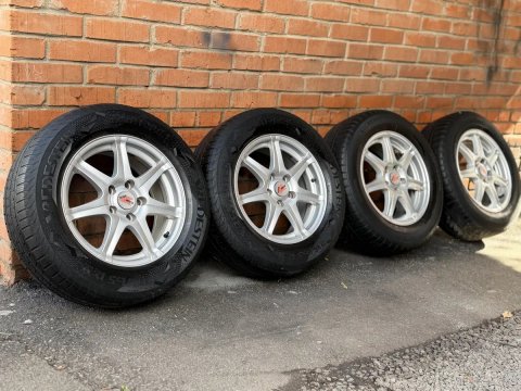 Диски R16 5 114.3 Нісан КАшкай Хюндай Тюксон Кіа Спортедж Рено Дастер резина