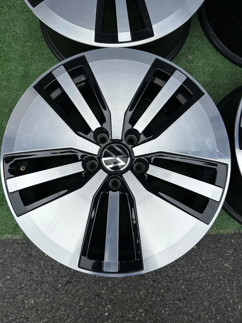 Диски  R17  5/112.  Vw e-Golf, Golf, Passat, Caddy . — фото 6