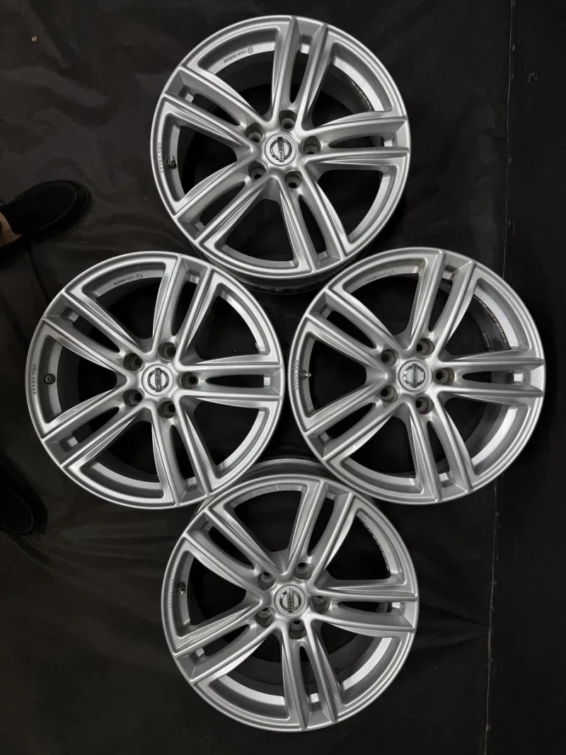 Диски R17 5x114.3 Et45 7J. Nissan Rogue X-Trail Qashqai Juke Altima Murano Renault Megane 3 4 Scenic Trafic Daster Talisman Kaptur Honda Acord Civic — фото 6