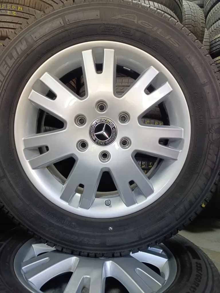 Диски r17 6 130 Mercedes Sprinter Volkswagen Crafter з шинами 235-60-17 Michelin — фото 2