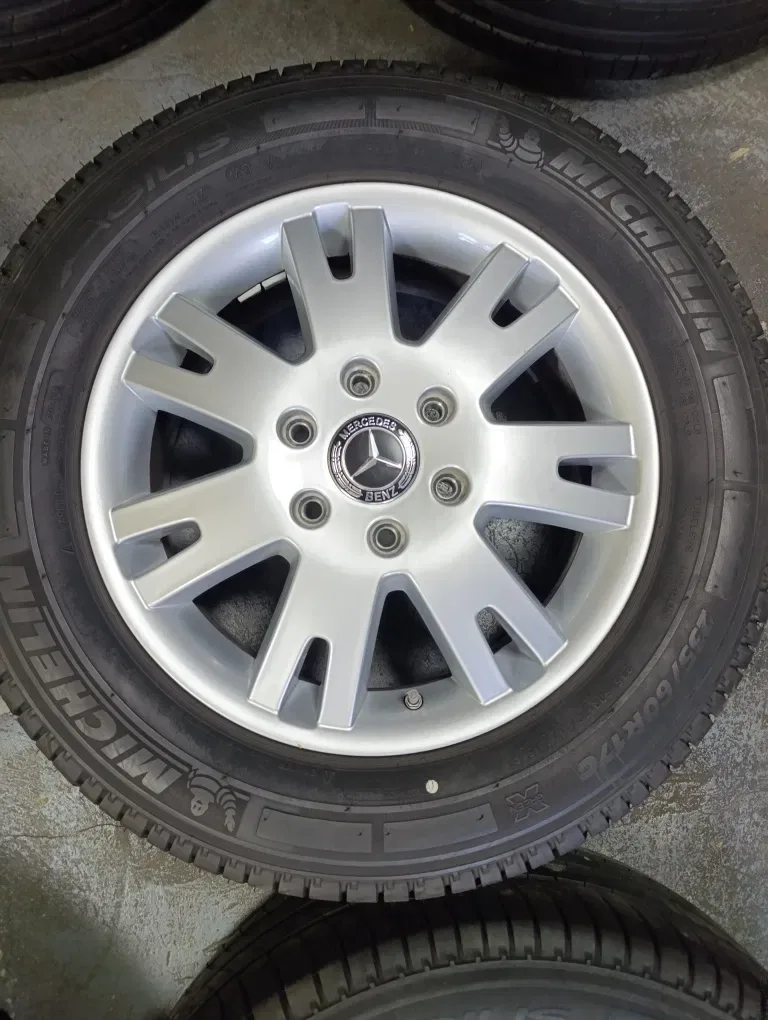 Диски r17 6 130 Mercedes Sprinter Volkswagen Crafter з шинами 235-60-17 Michelin — фото 8
