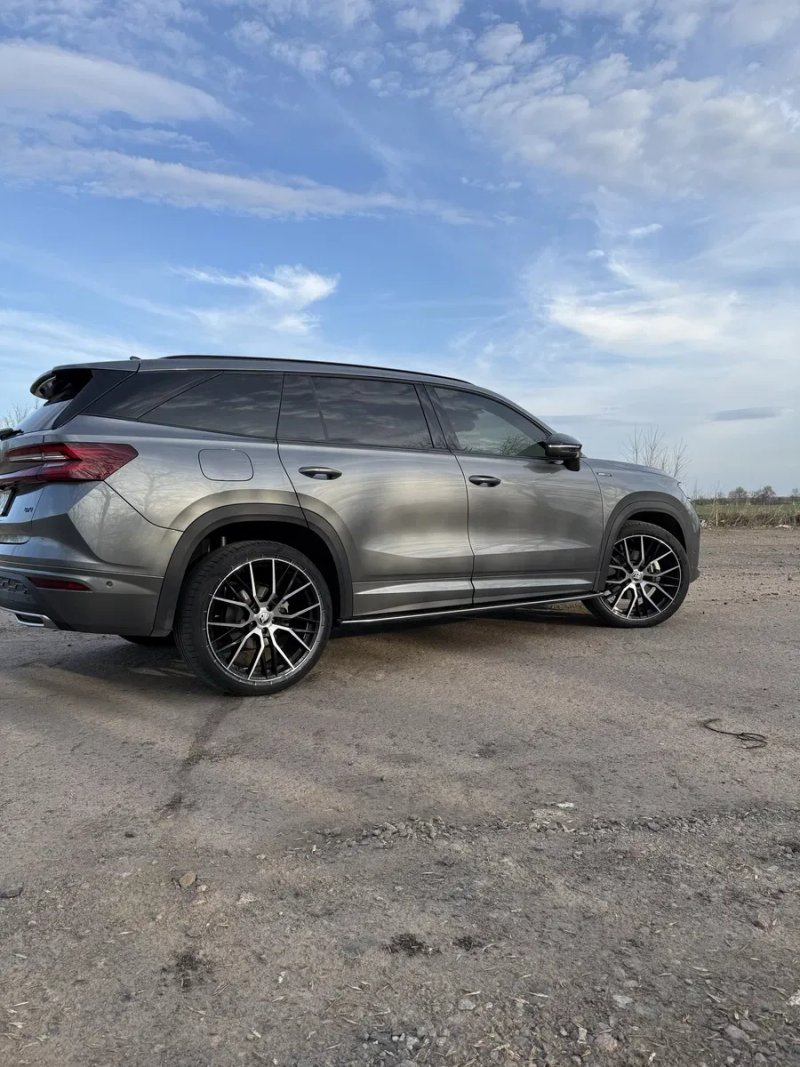 Диски R21 5x112/9J/ET35 + Резина 255/40 R21 Pirelli PZero — фото 2
