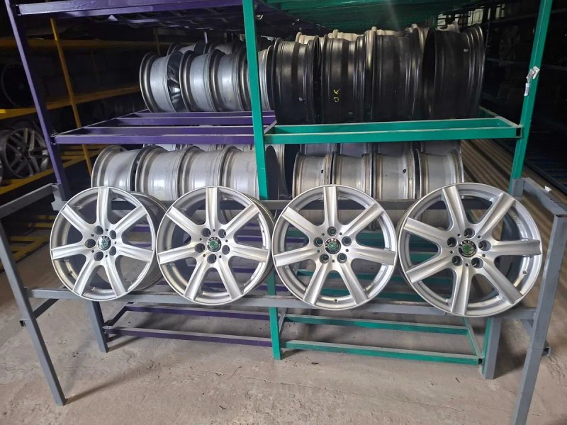 Диски Rial Шкода 5/112 R17 7,5J ET28  Skoda. — фото 2