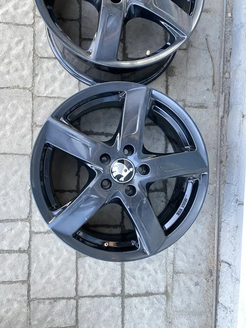 Диски Scoda Volksvagen Audi Seat 5/112 5*112 R17 — фото 4
