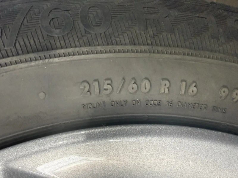 Диски в ІДЕАЛЬНОМУ СТАНІ  Ford Focus MK3 R16 5x108 із зимовою гумою Gislaved 215/60 R16 — фото 2