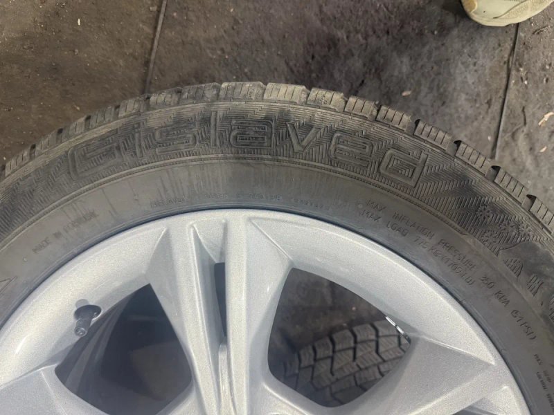 Диски в ІДЕАЛЬНОМУ СТАНІ  Ford Focus MK3 R16 5x108 із зимовою гумою Gislaved 215/60 R16 — фото 4