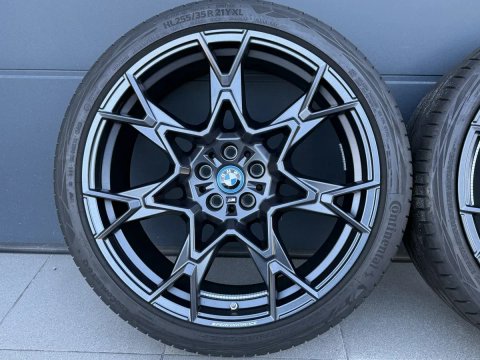 Диски з резиною BMW G60 G61 21 R21 255/35 R21 285/30 R21 MPerformance 943M різно широкі