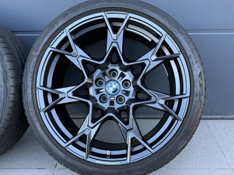 Диски з резиною BMW G60 G61 21 R21 255/35 R21 285/30 R21 MPerformance 943M різно широкі — фото 5