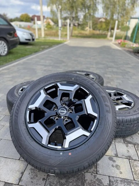 Диски з резиною NISSAN 5x114,3 стає на багато інших моделей