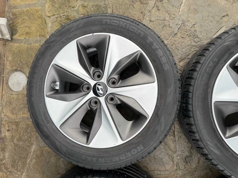Диски з шинами Hyundai Ioniq 1 5x114.3 R16x6.5 колеса Іонік 1 205/55 — фото 4
