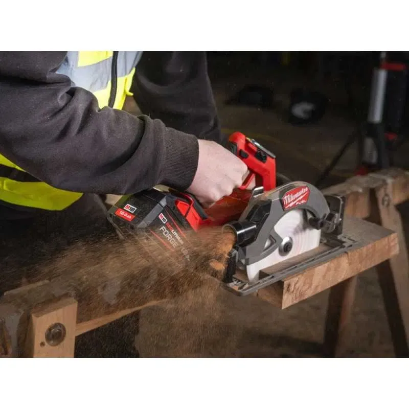 Дискова пила ручна акумуляторна безщіткова Milwaukee M18 FCS66GR3-0 — фото 2