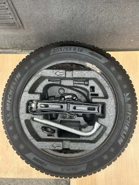 Домкрат VW Passat B6 B7 B8 Golf 6 7 Touran Skoda A5 A7 Super B