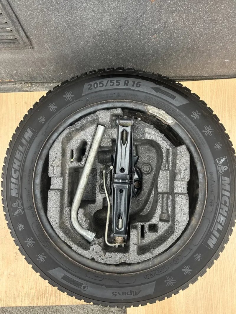 Домкрат VW Passat B6 B7 B8 Golf 6 7 Touran Skoda A5 A7 Super B — фото 2