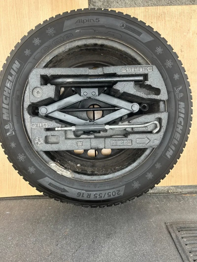 Домкрат VW Passat B6 B7 B8 Golf 6 7 Touran Skoda A5 A7 Super B — фото 3