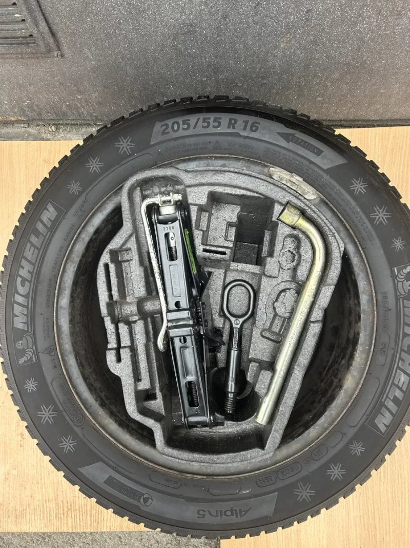 Домкрат VW Passat B6 B7 B8 Golf 6 7 Touran Skoda A5 A7 Super B — фото 4