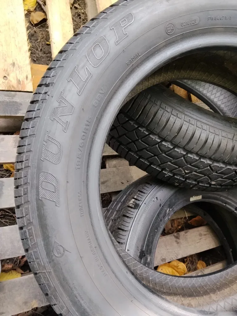 Dunlop 195 60 r15 2шт  шини всесезонні б'у резина гума з Європи — фото 4