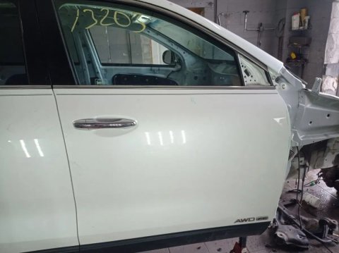 Двері передні праві Кіа Сорендо 3 Киа SWP розборка шрот запчастини 76004C6000 76004C6000  Kia Sorento 3 Дверь передняя правая