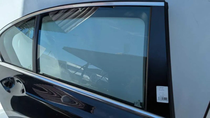 Двері задні праві BMW 7 F01 ЧОРНИЙ САПФІРОВИЙ МЕТАЛІК 475 задняя правая дверь задні праві двері — фото 2