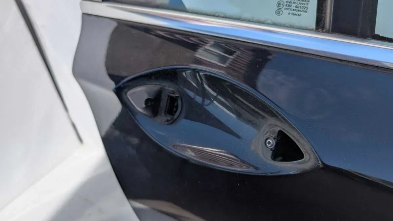 Двері задні праві BMW 7 F01 ЧОРНИЙ САПФІРОВИЙ МЕТАЛІК 475 задняя правая дверь задні праві двері — фото 7