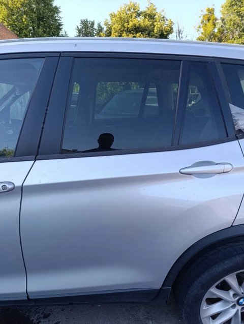Двері задні праві / ліві фарба 354M BMW X3 F25 11-17 354 БМВ Ф25 дверь двери дверка задня права задняя правая 41527238695, 41527238696