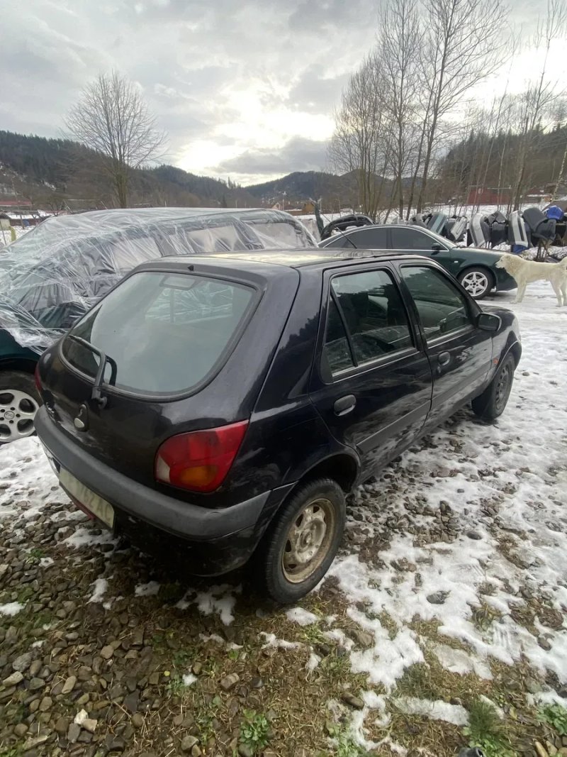Дверка/двері передня/задня/ліва/права і тд Ford Fiesta MK 3/4 розборка — фото 3