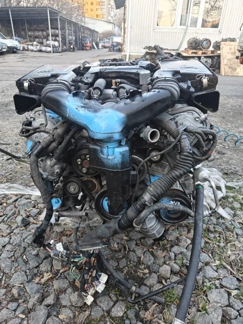 Двигатель Lexus LS460. 19000-38190, 19000-38191