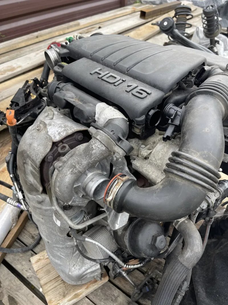 Двигун 1.6 9Hz євро 4 16клапанів Мотор 1,6hdi DV6TE4 Пежо Сітроен — фото 3