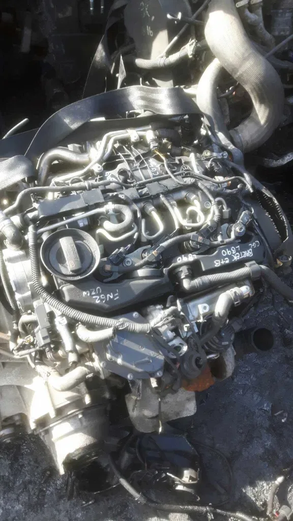 Двигун CAH CAHA Audi A6C6 A4B7 A4B8 A5 A6 Q5 2.0 tdi 170 кс — фото 4
