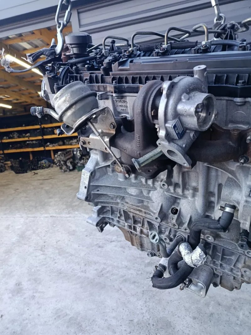 Двигун мотор двигатель D5244T11 Volvo XC60 XC70 V70 S80 2.4 з Англії — фото 2