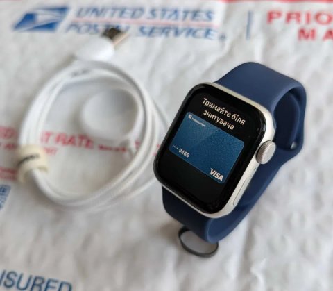 Екран без подряпин Магазин з США Apple Watch SE 40 Silver Все працює з Apple Pay
