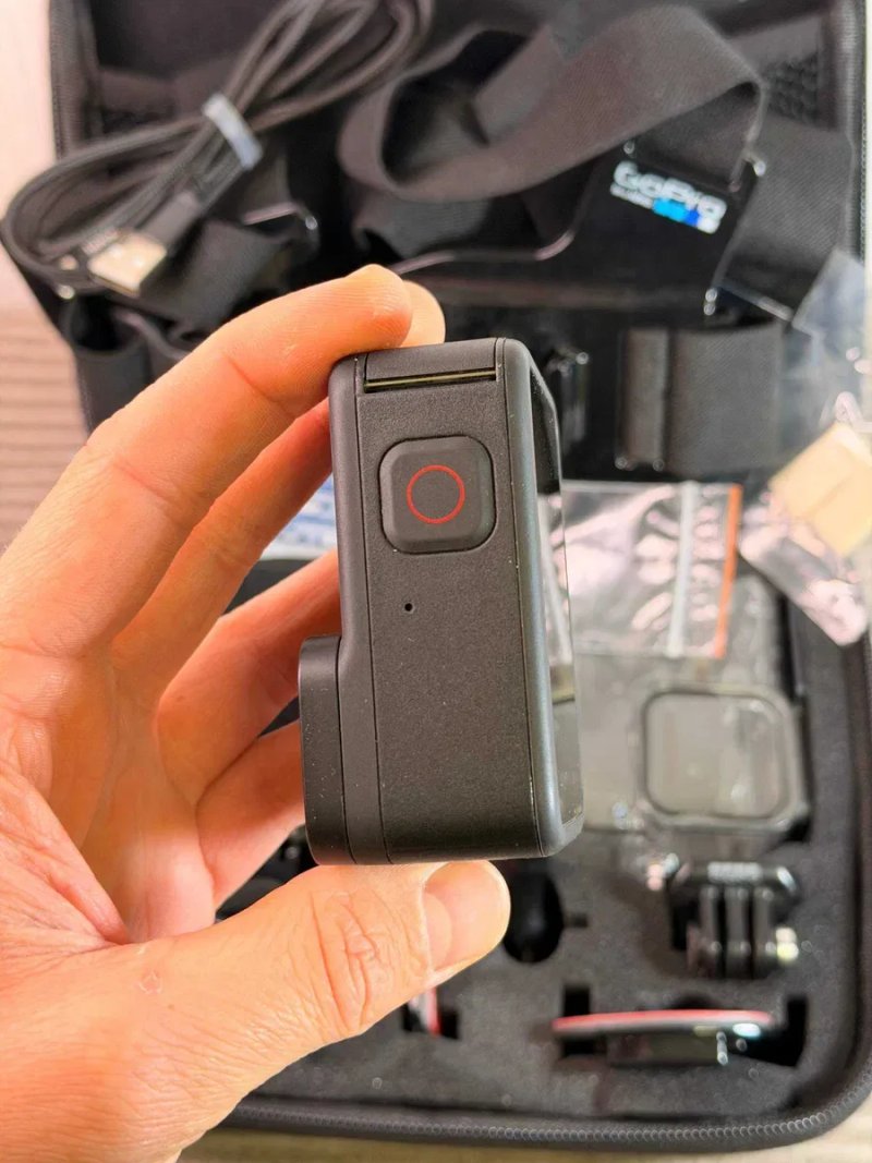 Екшн-камера GoPro 11 з аквабоксом та грудним кріпленням — фото 5