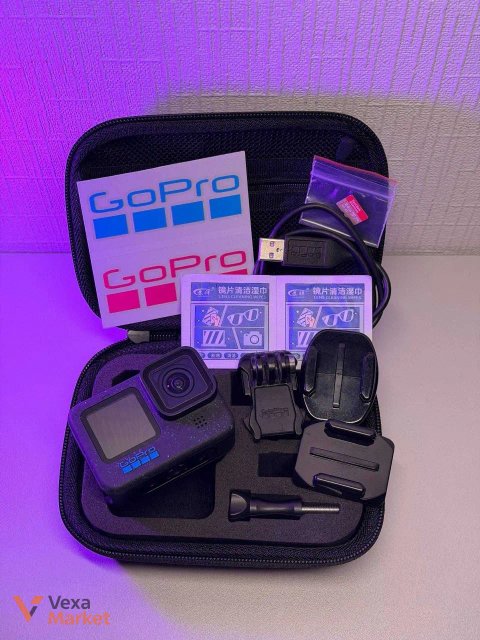 Екшн-камера GoPro Hero 12 з кейсом та аксесуарами