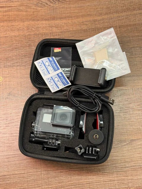 Екшн-камера GoPro Hero 5 з аквабоксом