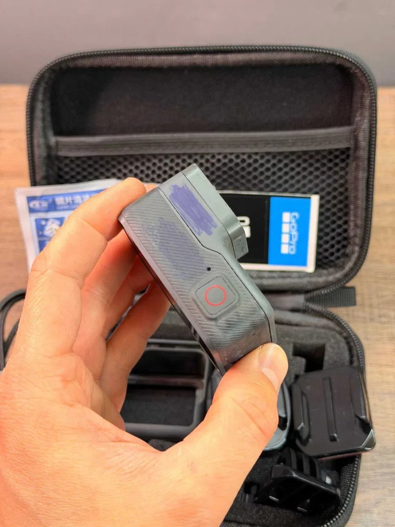 Екшн-камера GoPro Hero 5 з присоскою і невеликим нюансом — фото 6