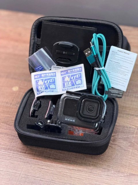 Екшн-камера GoPro Hero 9 з оригінальним аквабоксом