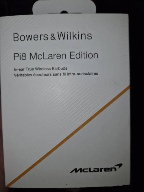 Ексклюзивні навушники Bowers Wilkins Pi8 McLaren Edition.