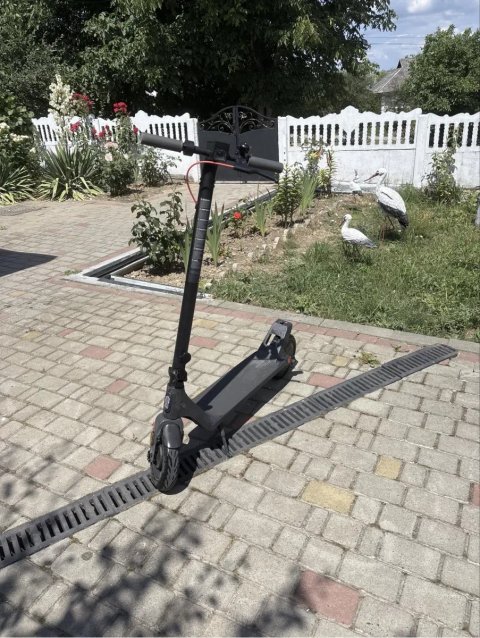 Електросамокат ксяоми
