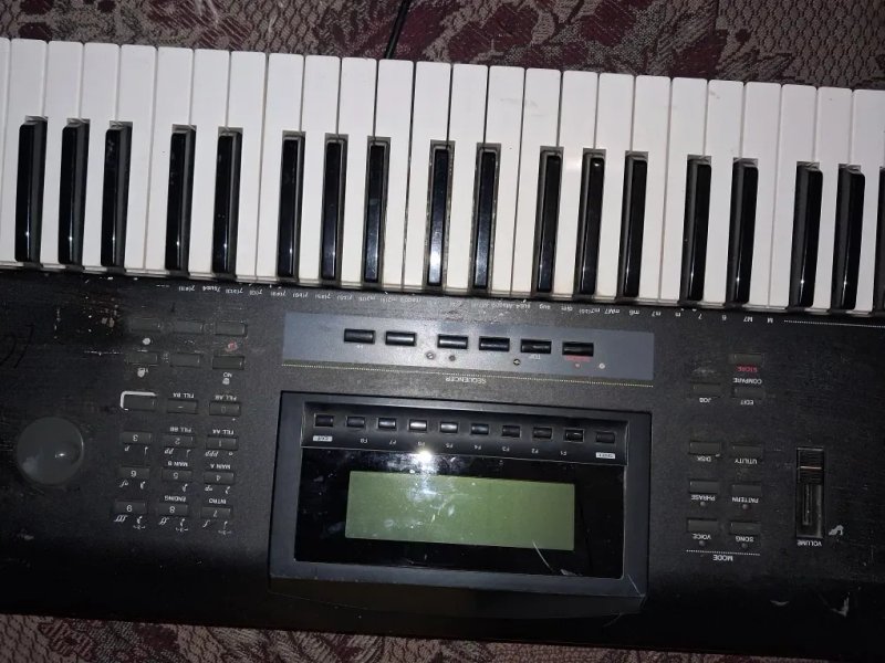 Электросинтезатор YAMAHA  QS 300 . DX 100 . PSS 31 . PSR110 . PSR 77 — фото 3