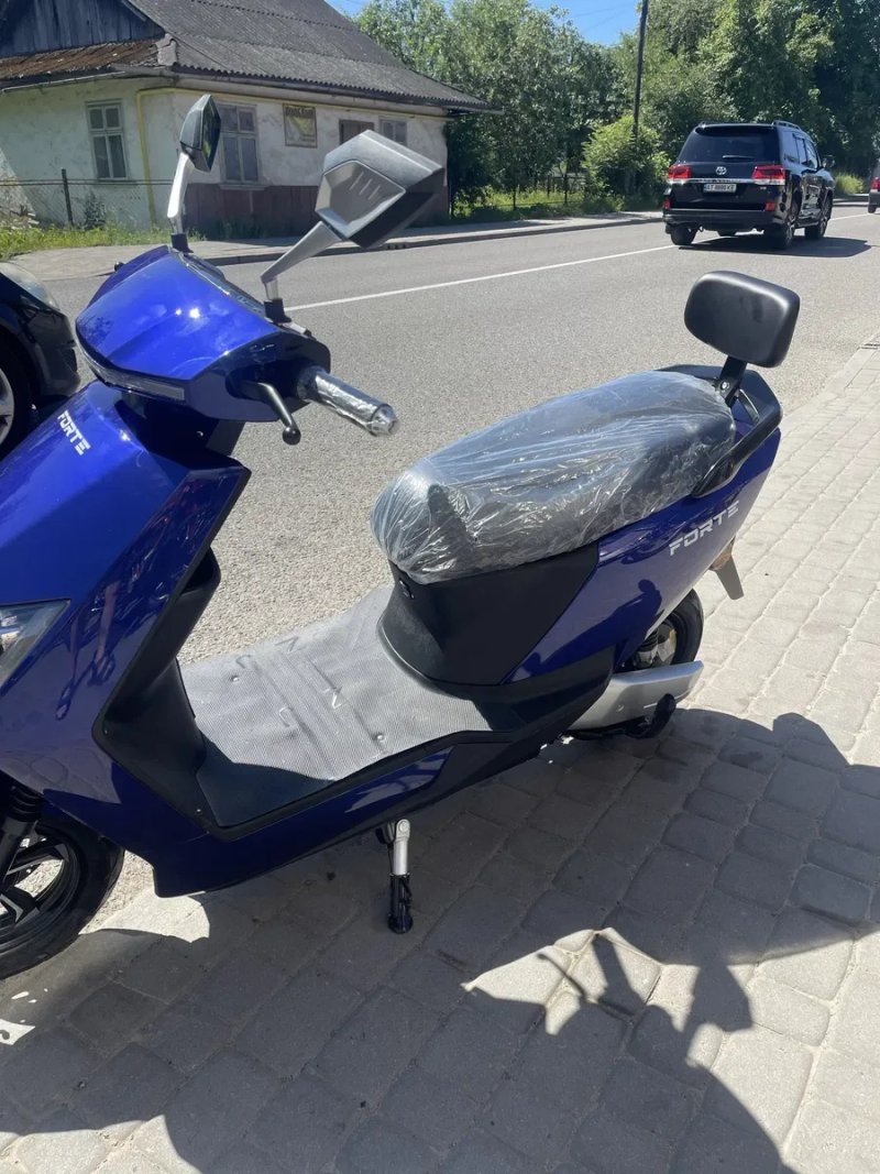 Електроскутер FORTE T3 1800W — фото 2