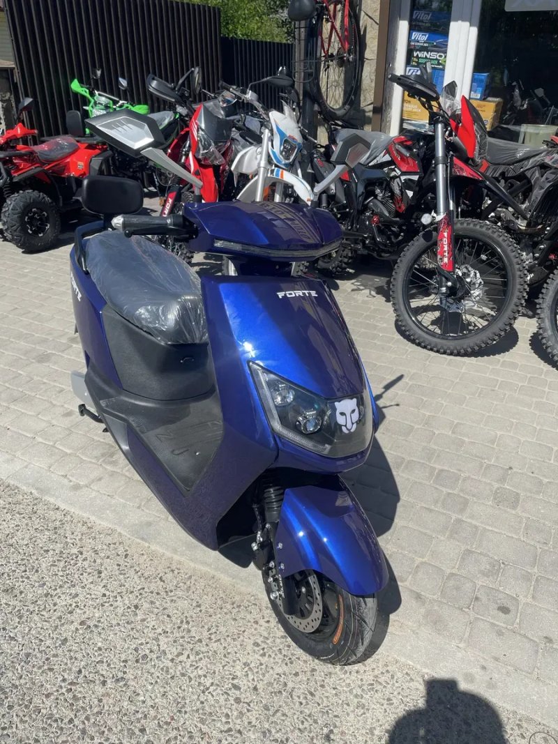 Електроскутер FORTE T3 1800W — фото 4