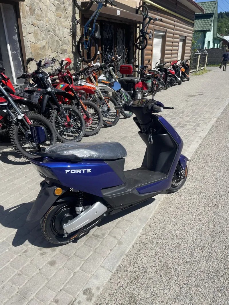 Електроскутер FORTE T3 1800W — фото 6