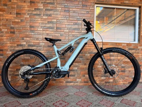 Електровелосипед RAYMON Trail Ray PRO 180 27.5''-29"L" Shimano DEORE SLX 1x12, Rock Shox ZEB 180 mm, YAMAHA 800 Wh, ENDURO IDEAL 2025