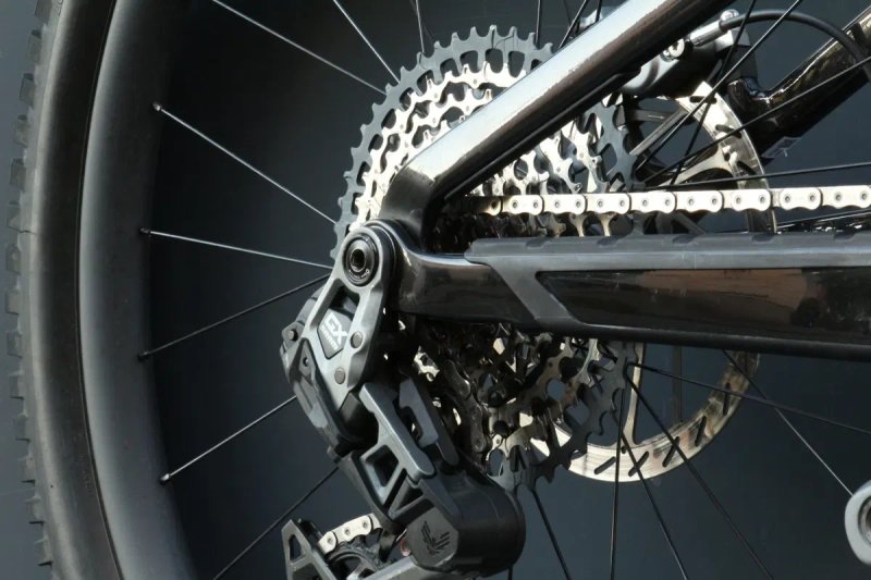 Електровелосипед Trek Fuel EXe 9.8 GX AXS T-Type (тестовий пробіг). Двопідвісний гірський карбоновий carbon найнер — фото 5