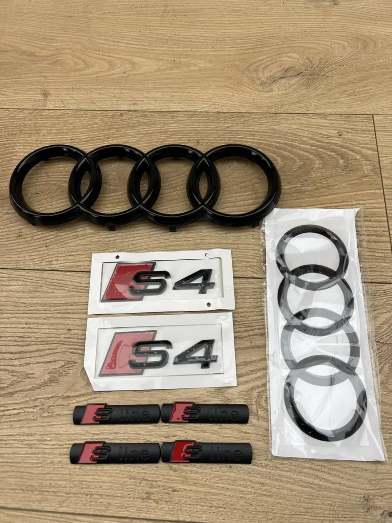 Емблема шильдик логотип значок Audi A4 S4 b6 b7 b8 b9 S-line — фото 2